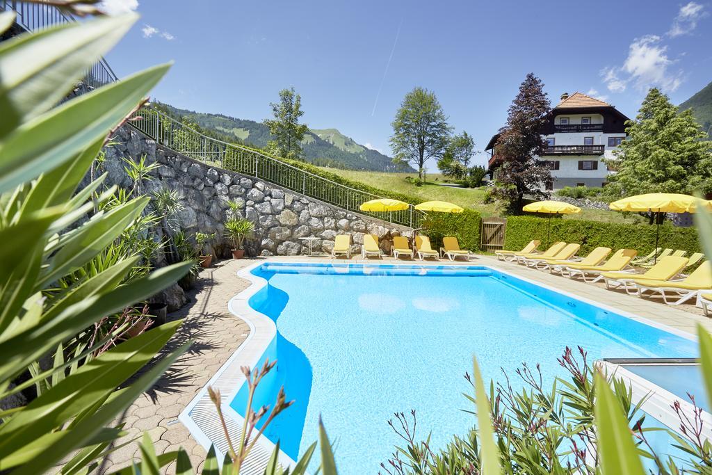 Unser Loisach Hotel แลร์มอส ภายนอก รูปภาพ
